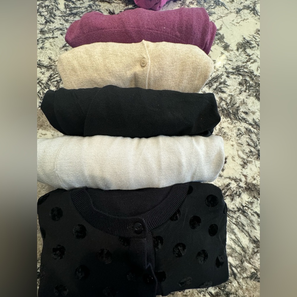 Cardigan bundle - Picture 2 of 2